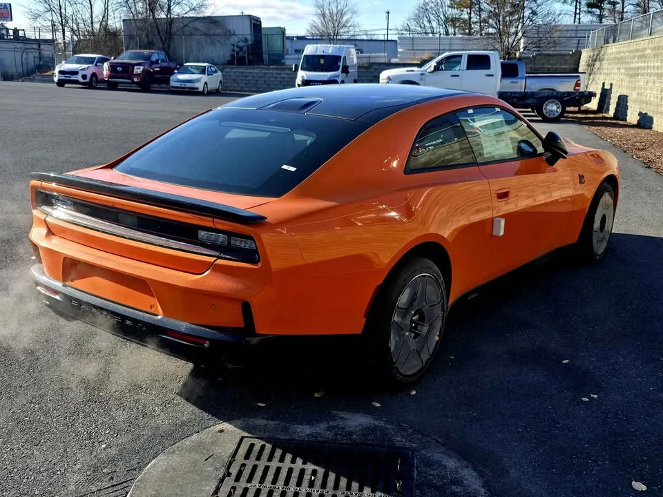 2026 Dodge Charger 8th Gen - Image 7 of 14