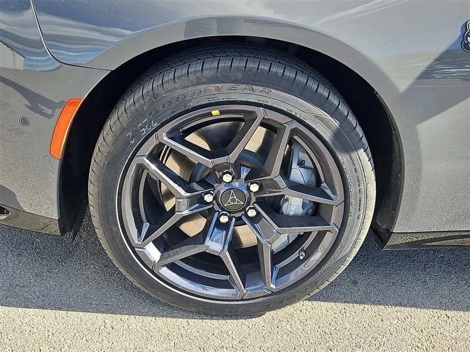 2026 Dodge Charger 8th Gen - Image 11 of 20