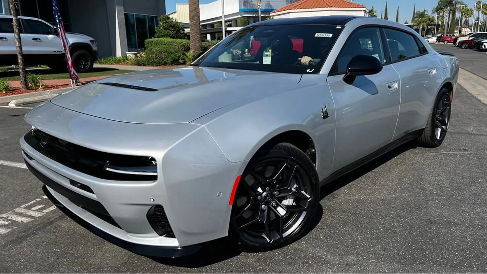 2026 Dodge Charger 8th Gen - Image 4 of 11