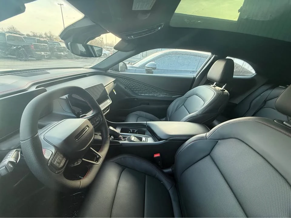 2026 Dodge Charger 8th Gen - Image 6 of 7