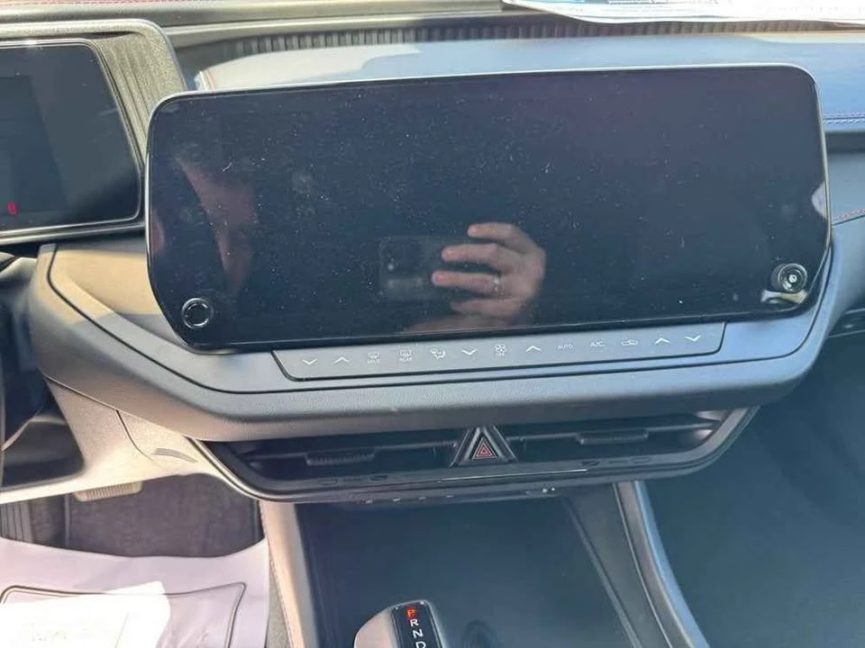 2026 Dodge Charger 8th Gen - Image 8 of 20