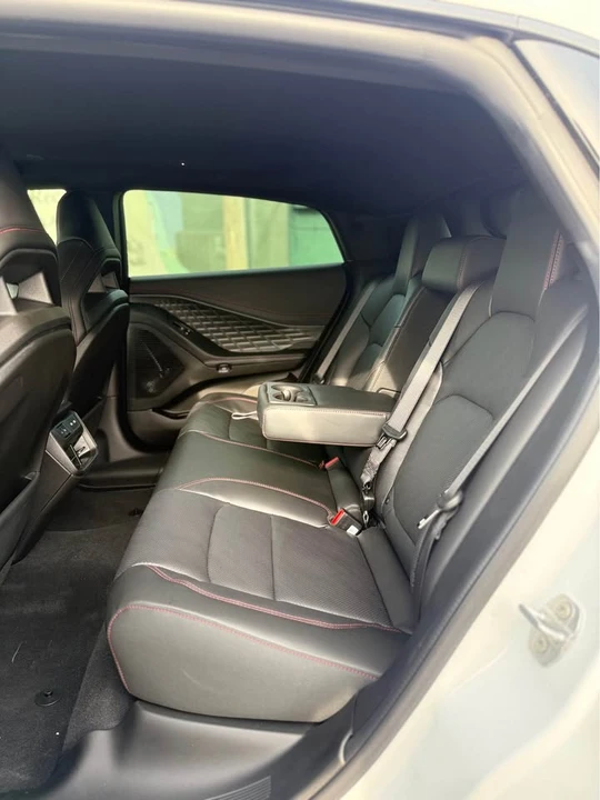 2026 Dodge Charger 8th Gen - Image 9 of 19