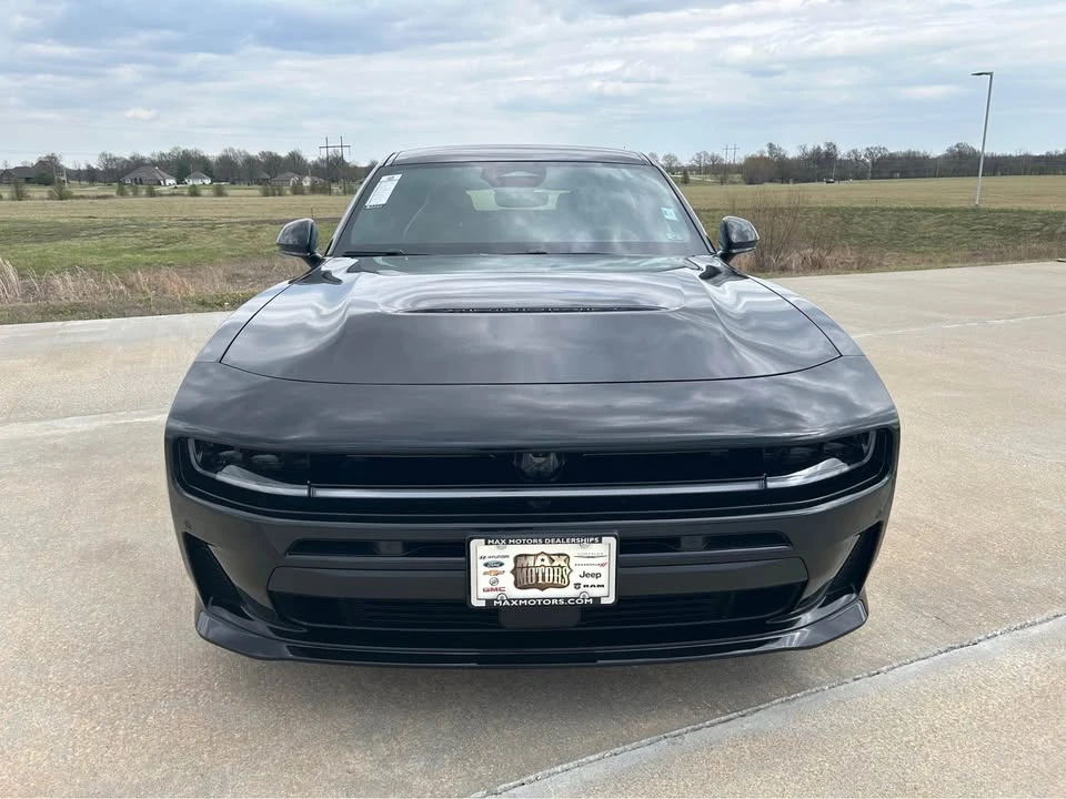 2026 Dodge Charger 8th Gen - Image 8 of 19