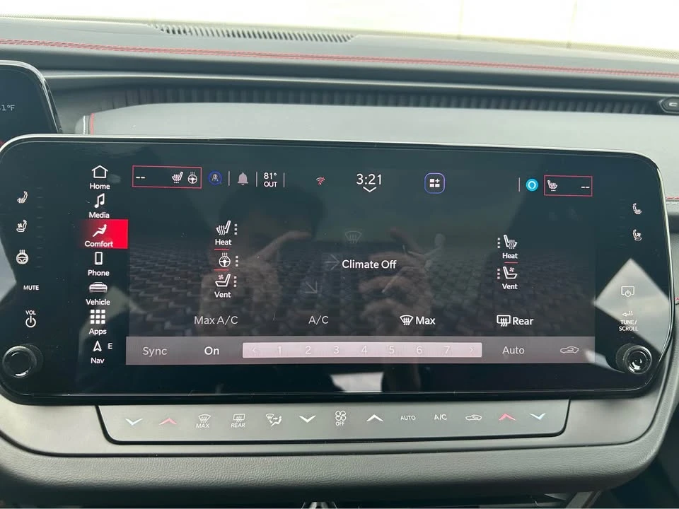 2026 Dodge Charger 8th Gen - Image 13 of 19