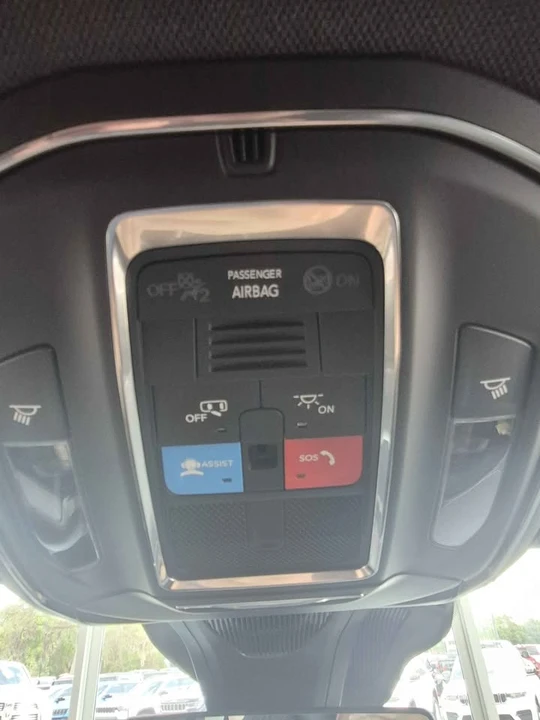 2026 Dodge Charger 8th Gen - Image 8 of 9