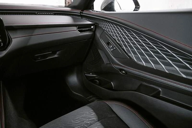2026 Dodge Charger 8th Gen - Image 17 of 20