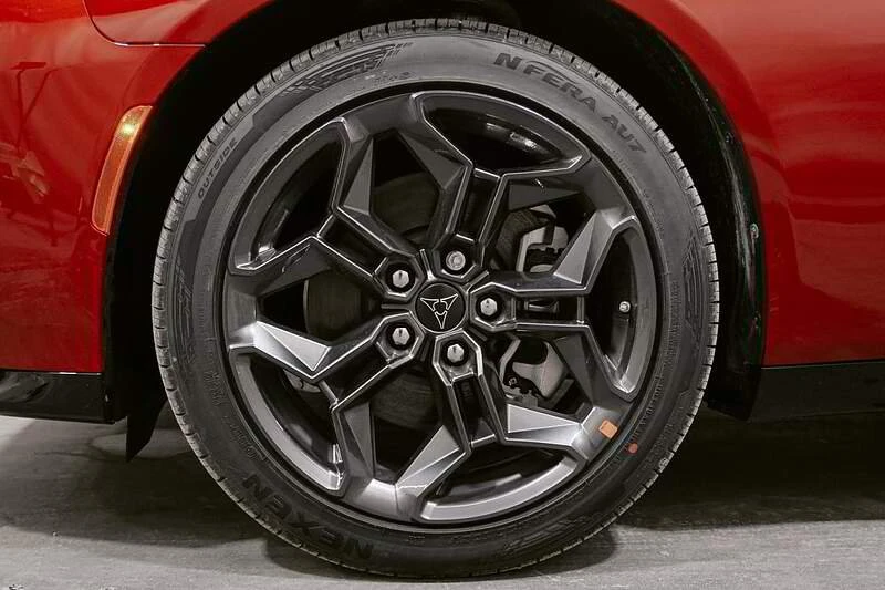 2026 Dodge Charger 8th Gen - Image 7 of 20