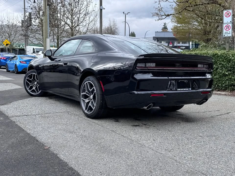 2026 Dodge Charger 8th Gen - Image 7 of 20