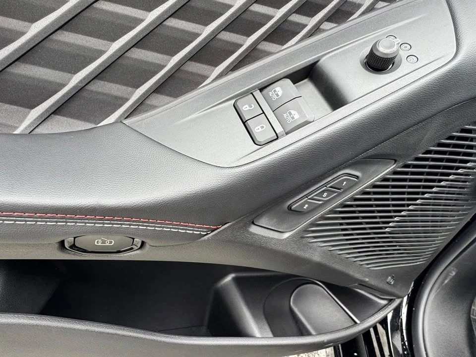 2026 Dodge Charger 8th Gen - Image 18 of 20