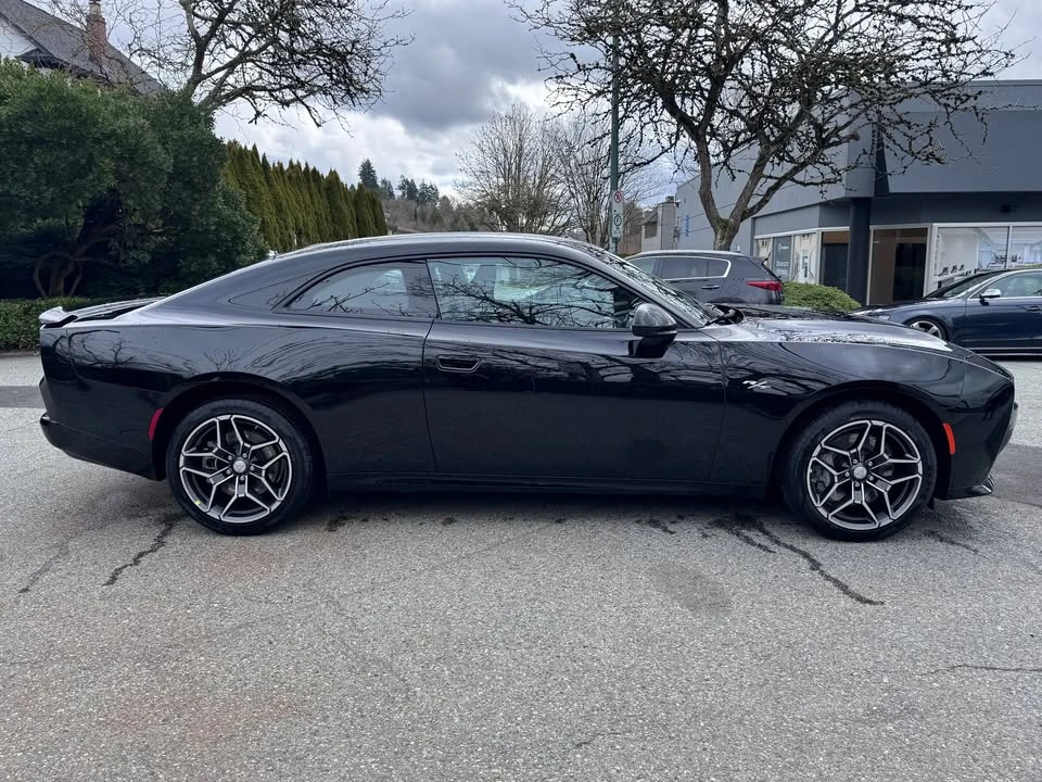 2026 Dodge Charger 8th Gen - Image 4 of 20