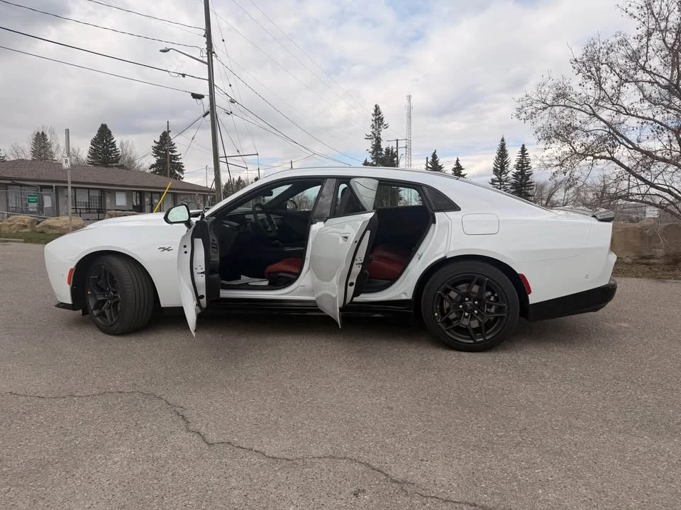 2026 Dodge Charger 8th Gen - Image 5 of 15