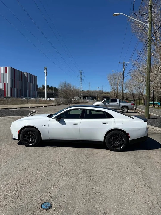 2026 Dodge Charger 8th Gen - Image 7 of 10