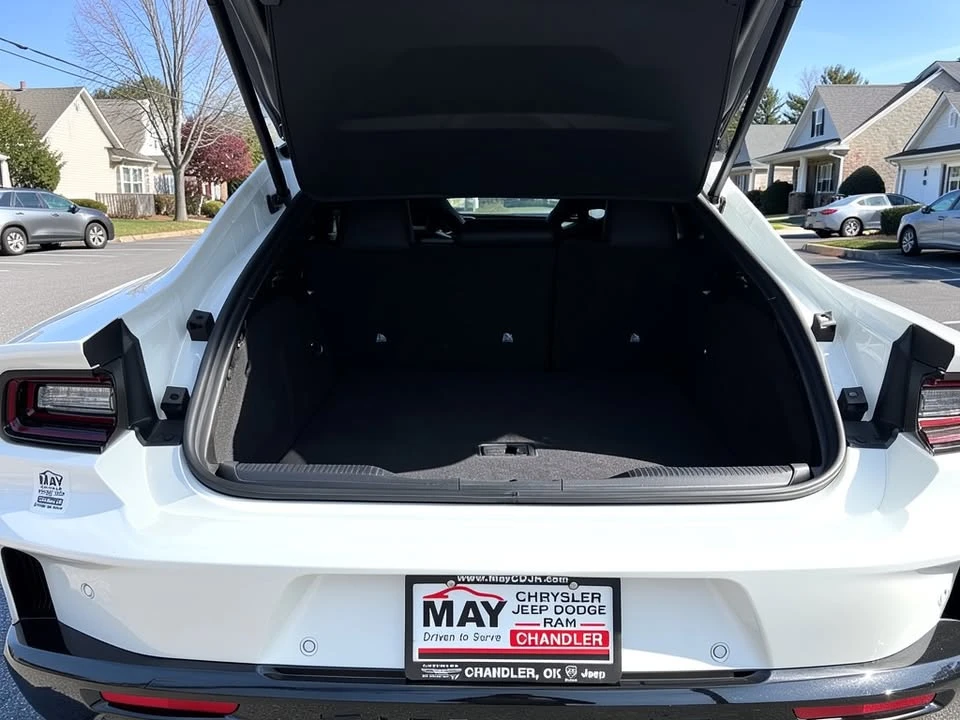 2026 Dodge Charger 8th Gen - Image 11 of 17
