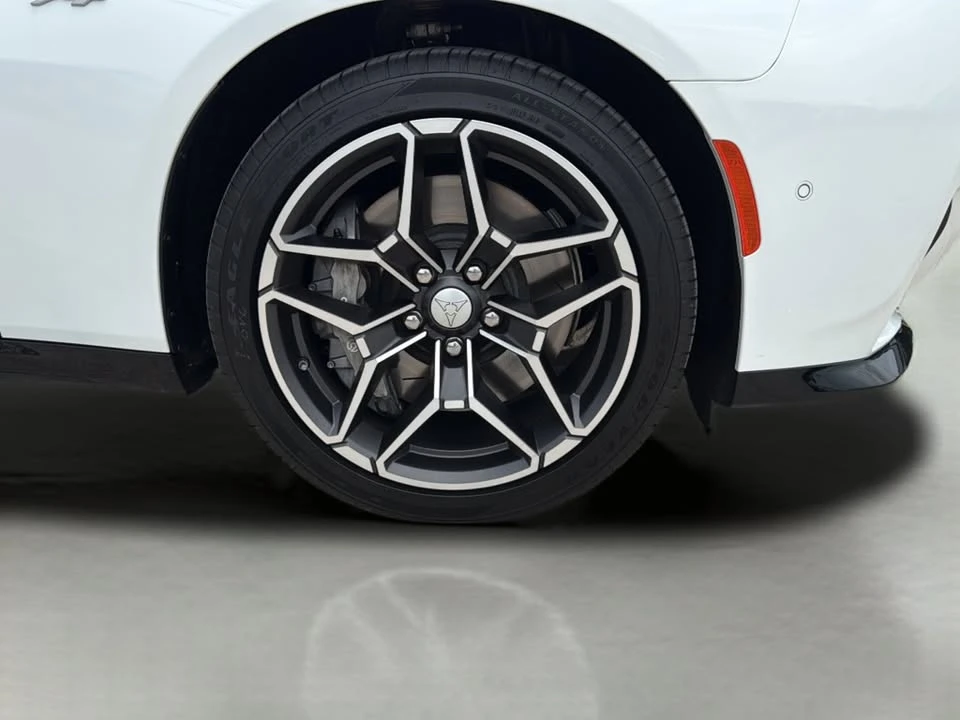 2026 Dodge Charger 8th Gen - Image 7 of 17
