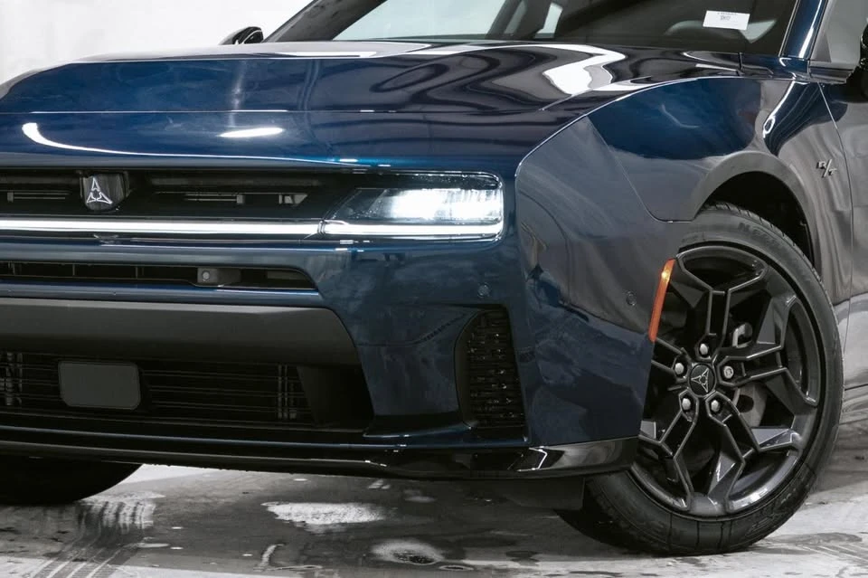 2026 Dodge Charger 8th Gen - Image 8 of 20