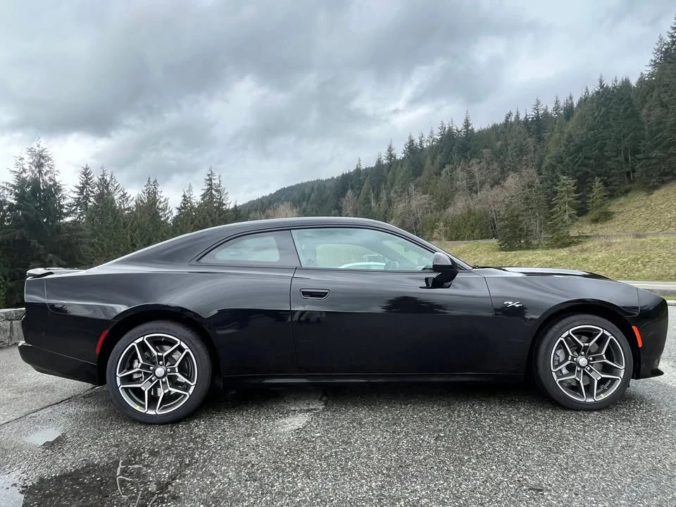 2026 Dodge Charger 8th Gen - Image 3 of 19