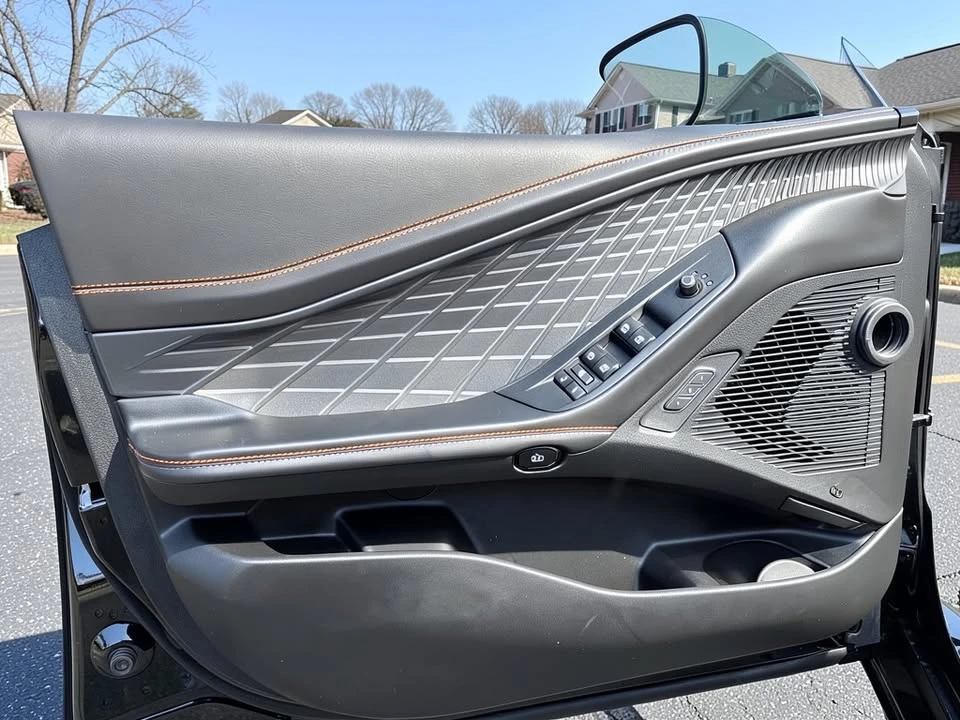 2026 Dodge Charger 8th Gen - Image 17 of 20