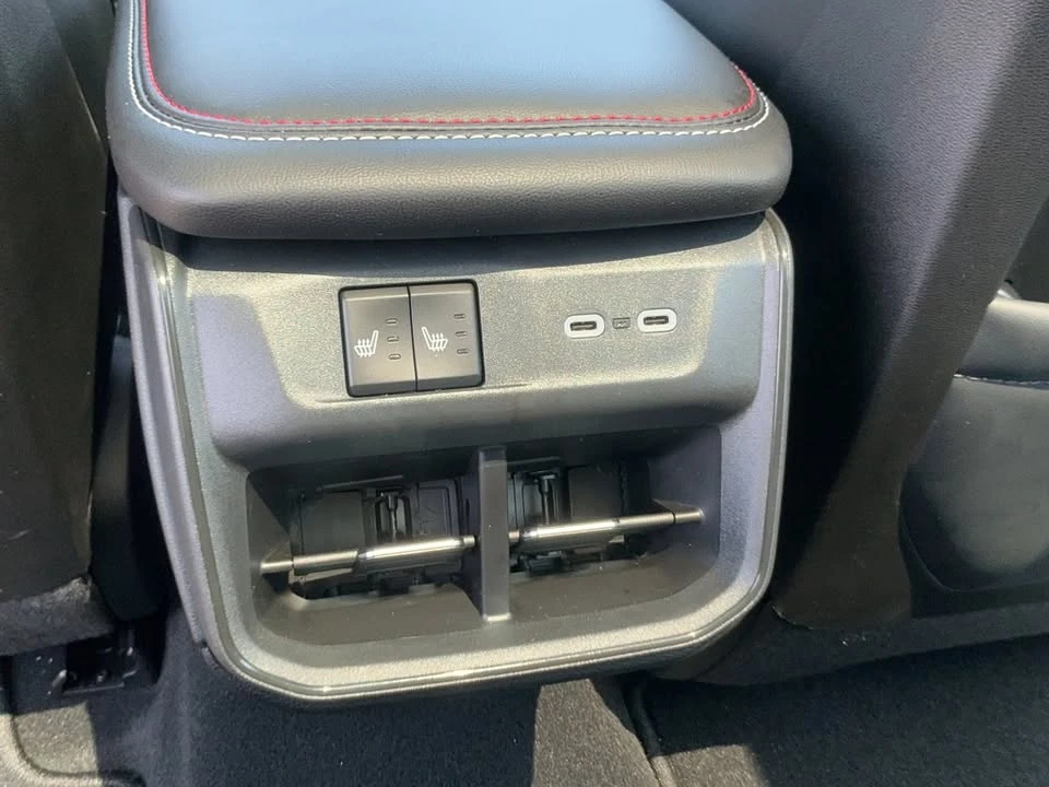 2026 Dodge Charger 8th Gen - Image 15 of 20