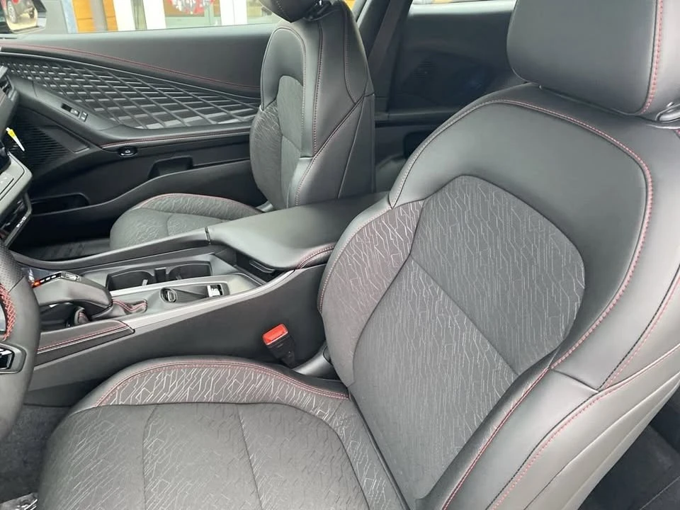 2026 Dodge Charger 8th Gen - Image 14 of 19