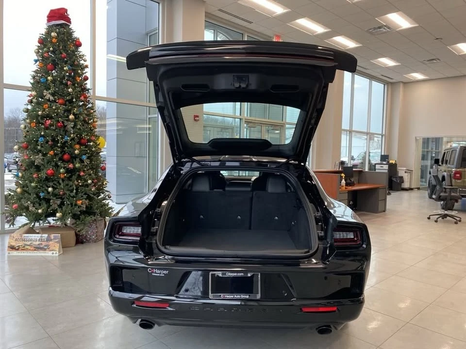 2026 Dodge Charger 8th Gen - Image 14 of 20