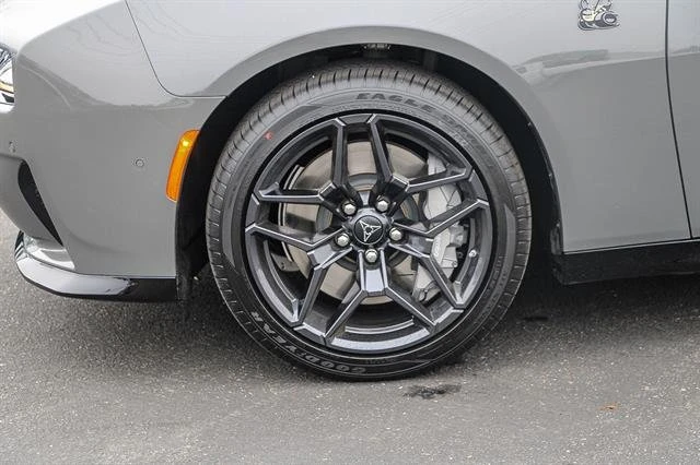 2026 Dodge Charger 8th Gen - Image 9 of 20