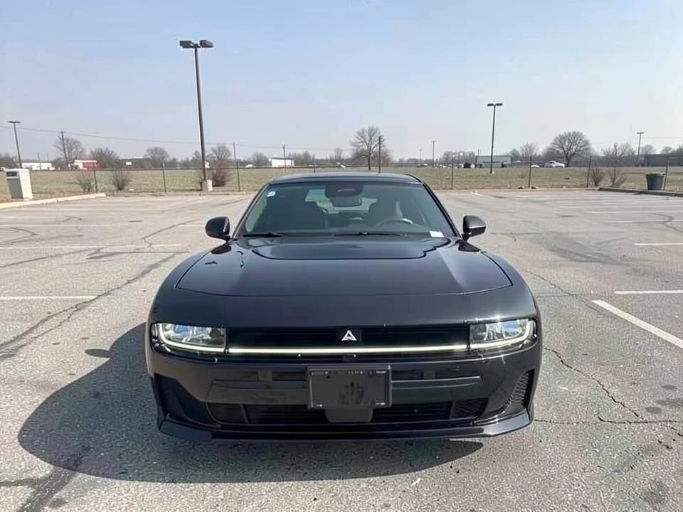 2026 Dodge Charger 8th Gen - Image 6 of 10