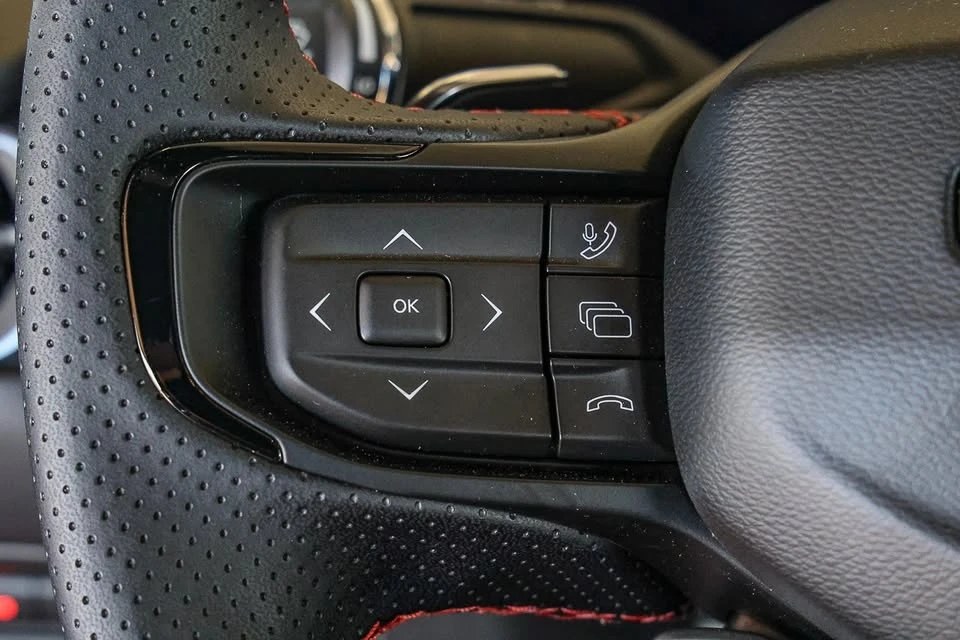 2026 Dodge Charger 8th Gen - Image 7 of 19