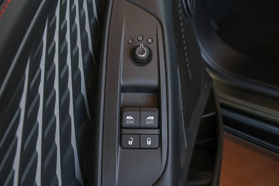 2026 Dodge Charger 8th Gen - Image 6 of 19