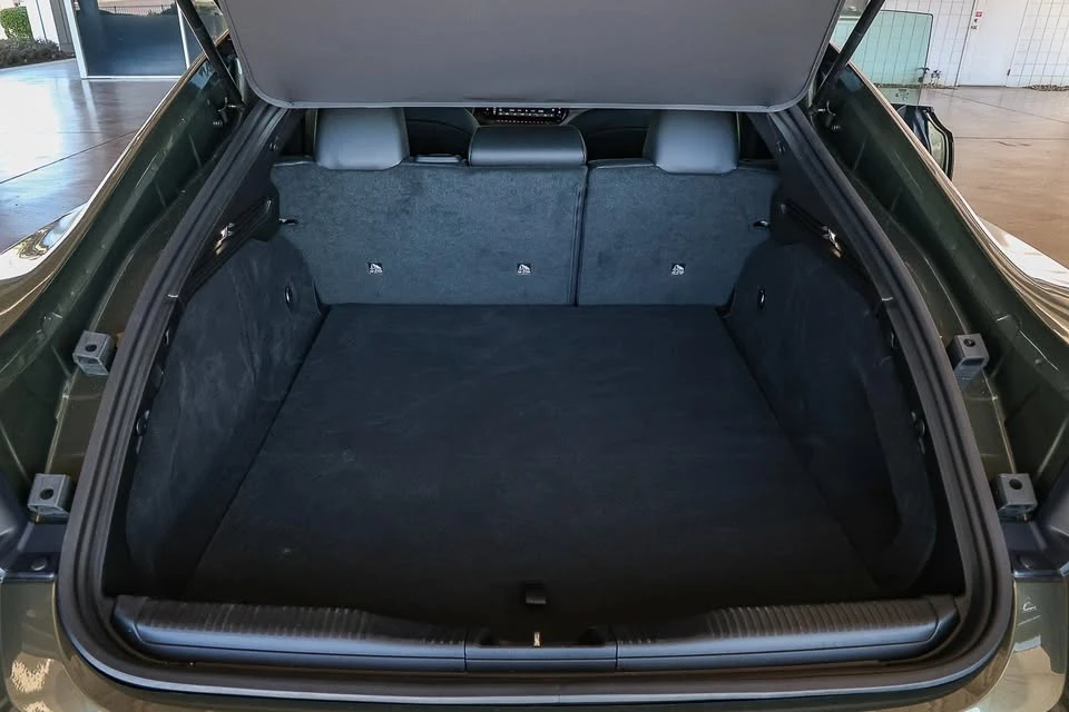 2026 Dodge Charger 8th Gen - Image 18 of 19
