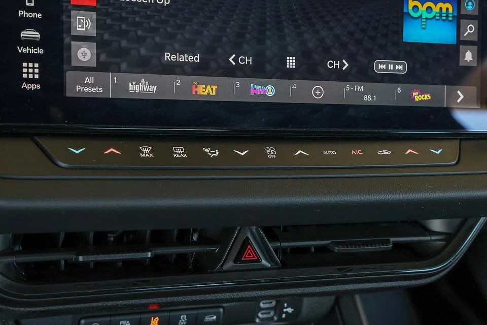 2026 Dodge Charger 8th Gen - Image 13 of 19