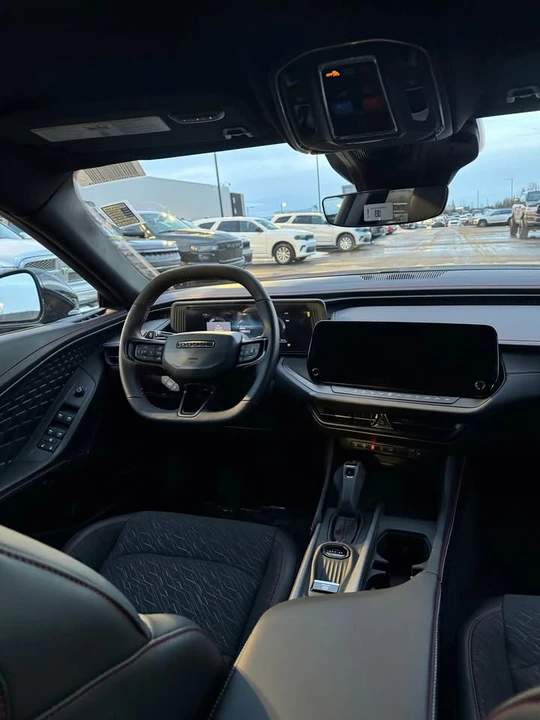 2026 Dodge Charger 8th Gen - Image 7 of 11