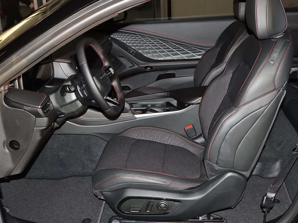 2026 Dodge Charger 8th Gen - Image 6 of 20