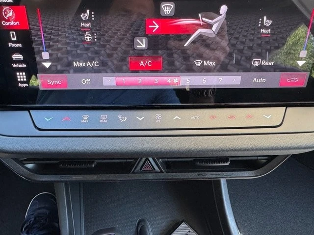 2026 Dodge Charger 8th Gen - Image 14 of 17