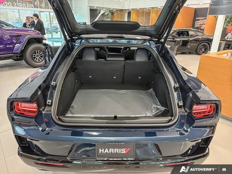 2026 Dodge Charger 8th Gen - Image 8 of 20