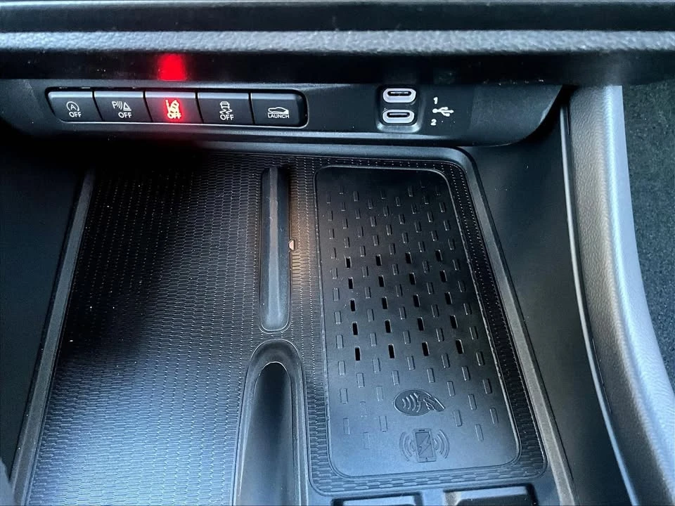 2026 Dodge Charger 8th Gen - Image 17 of 19