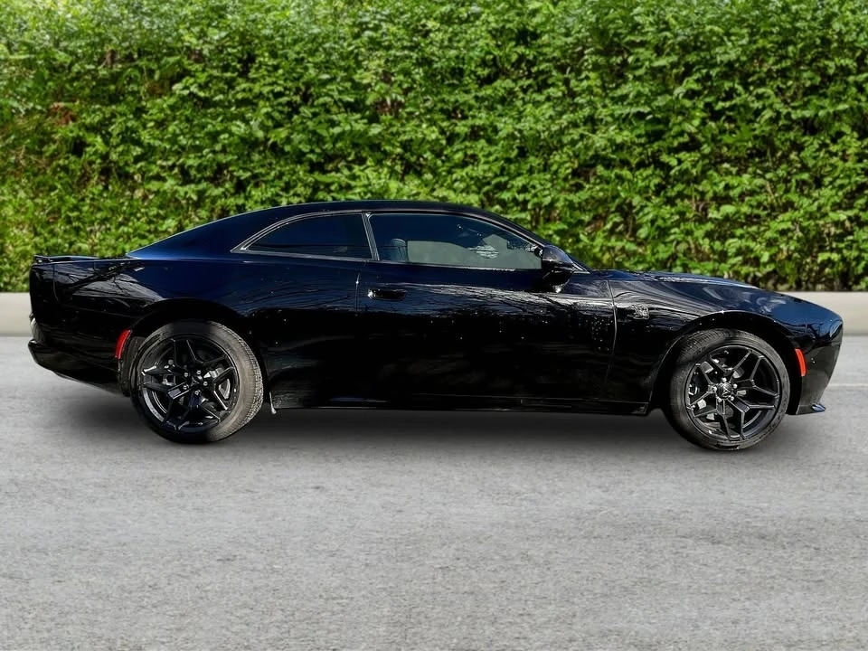 2026 Dodge Charger 8th Gen - Image 4 of 19