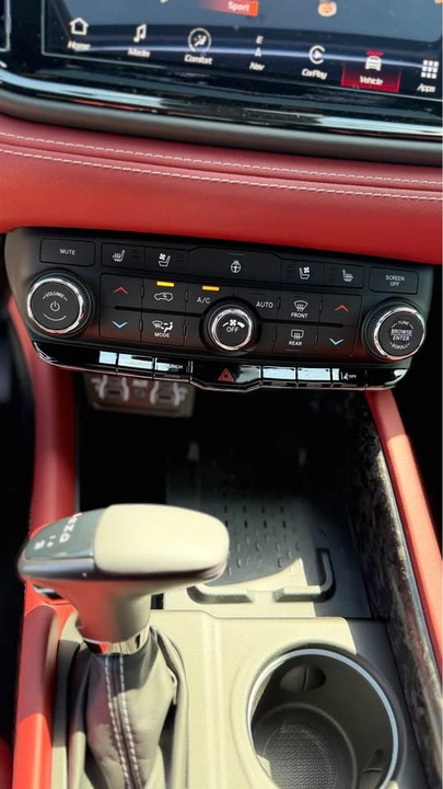 2026 Dodge Durango SRT Hellcat 3rd Gen - Image 12 of 19