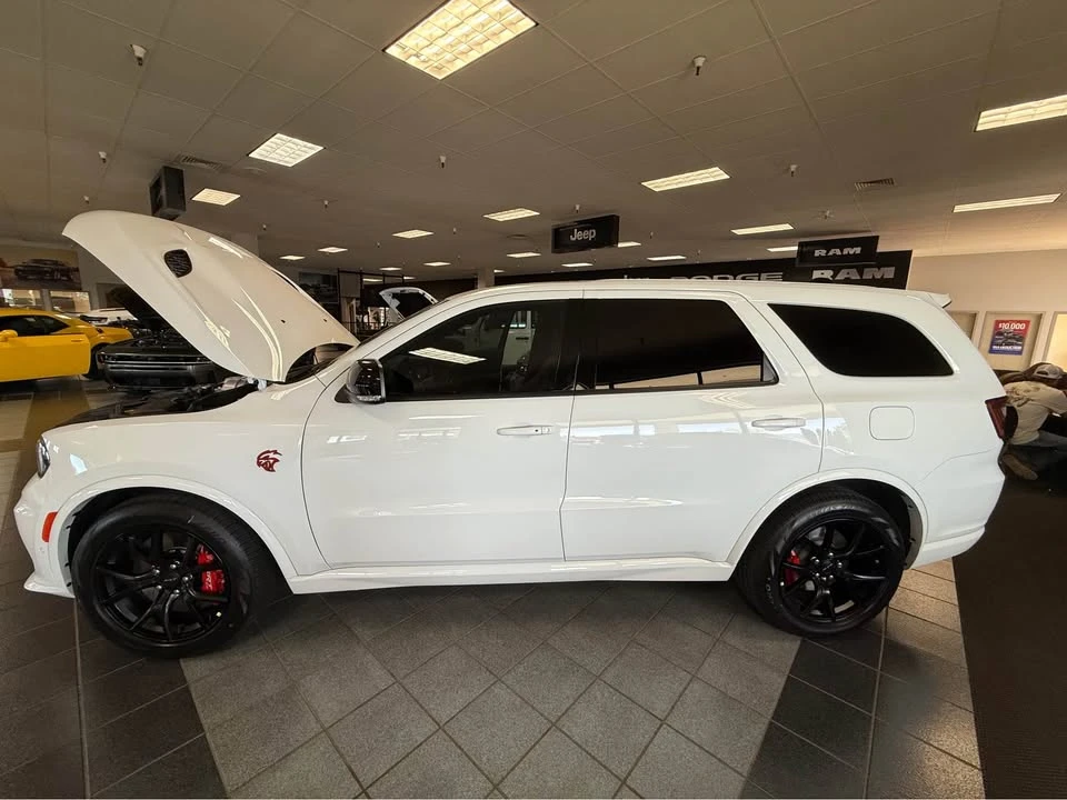 2026 Dodge Durango SRT Hellcat 3rd Gen - Image 4 of 19