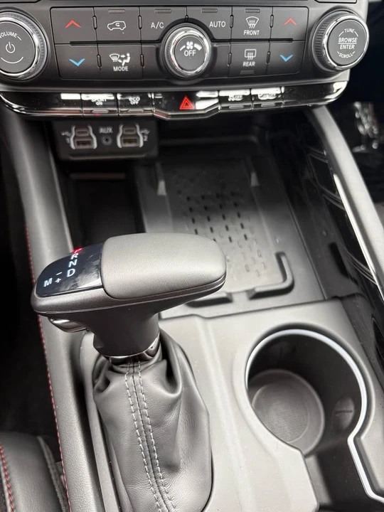 2026 Dodge Durango 3rd Gen - Image 13 of 18