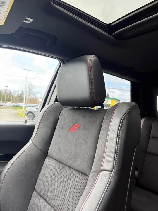 2026 Dodge Durango 3rd Gen - Image 16 of 18