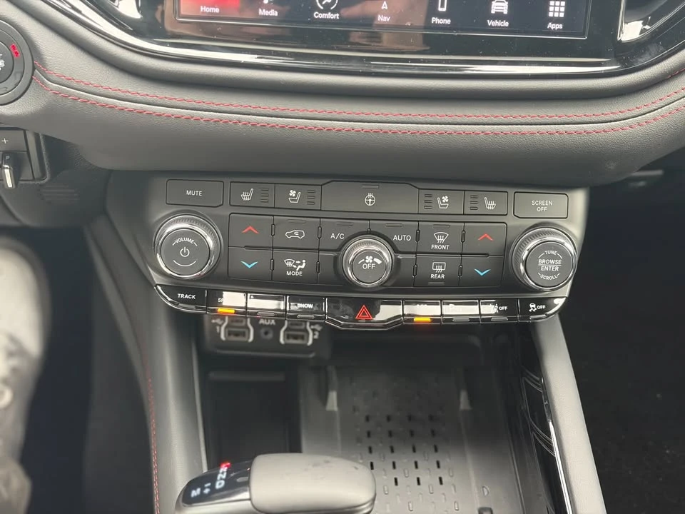 2026 Dodge Durango SRT Hellcat 3rd Gen - Image 16 of 20