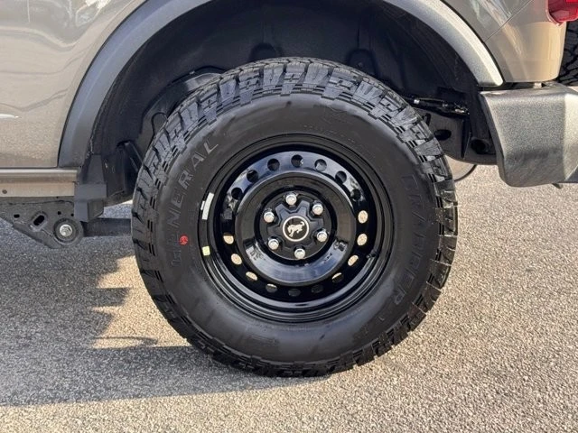 2026 Ford Bronco 6th Gen - Image 14 of 21