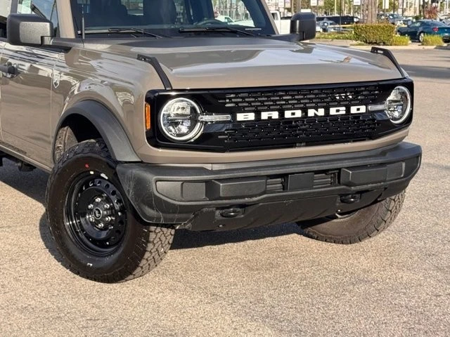 2026 Ford Bronco 6th Gen - Image 3 of 21