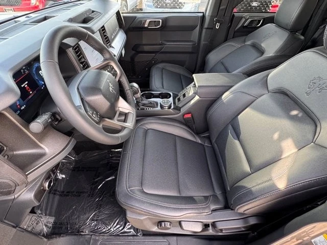 2026 Ford Bronco 6th Gen - Image 16 of 21
