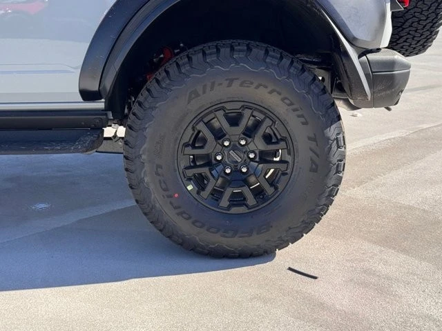 2026 Ford Bronco Raptor 6th Gen - Image 14 of 21
