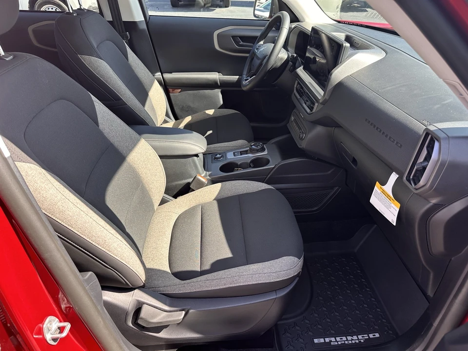 2026 Ford Bronco 6th Gen - Image 14 of 28