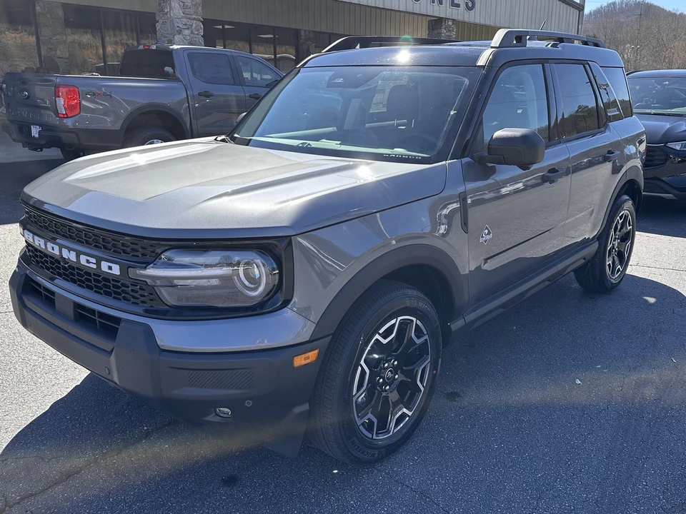 2026 Ford Bronco Sport - Image 2 of 31
