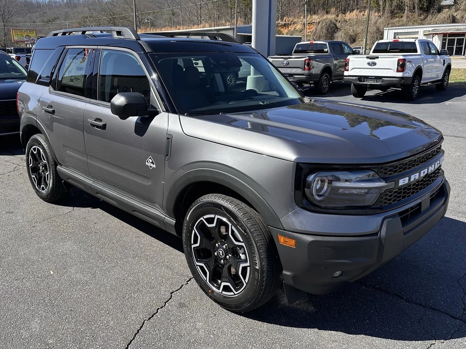 2026 Ford Bronco Sport - Image 4 of 31