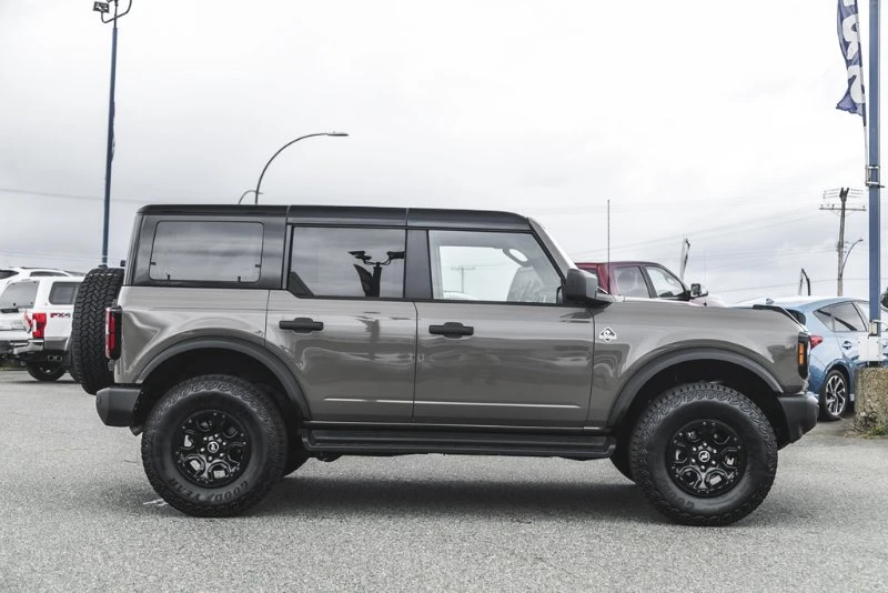 2026 Ford Bronco 6th Gen - Image 11 of 20