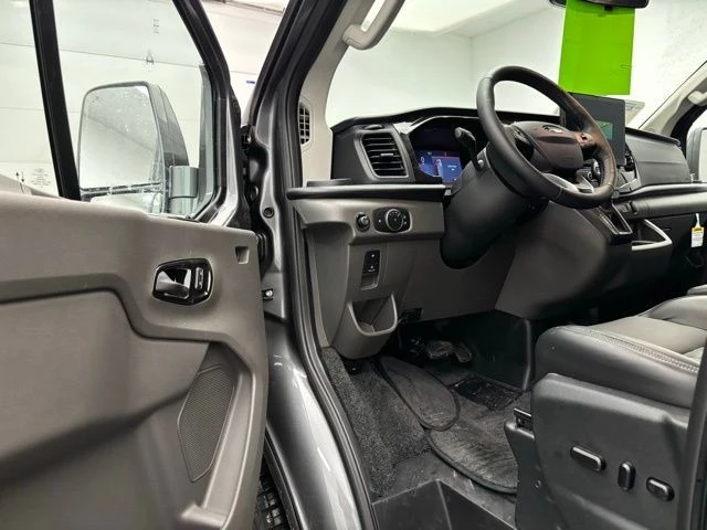 2026 Ford Explorer 6th Gen - Image 12 of 12